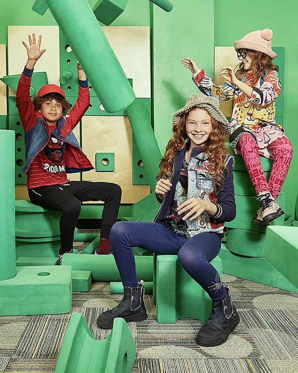 DESIGUAL（デシグアル）の紹介ページ- BRAND LIST - 株式会社