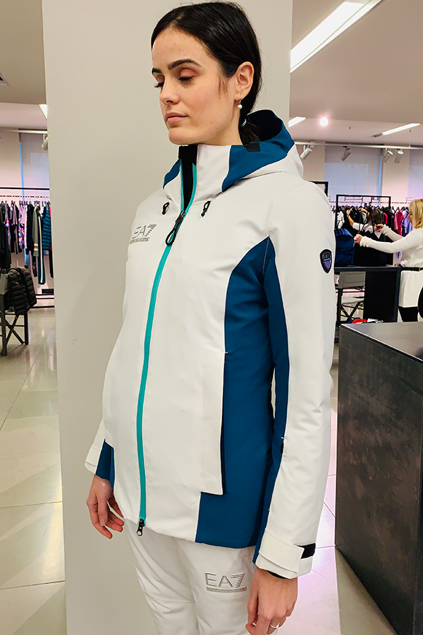 EA7 Emporio Armani エンポリオアルマーニ イーエーセブンの紹介ページ - BRAND LIST - 株式会社スキーショップジロー