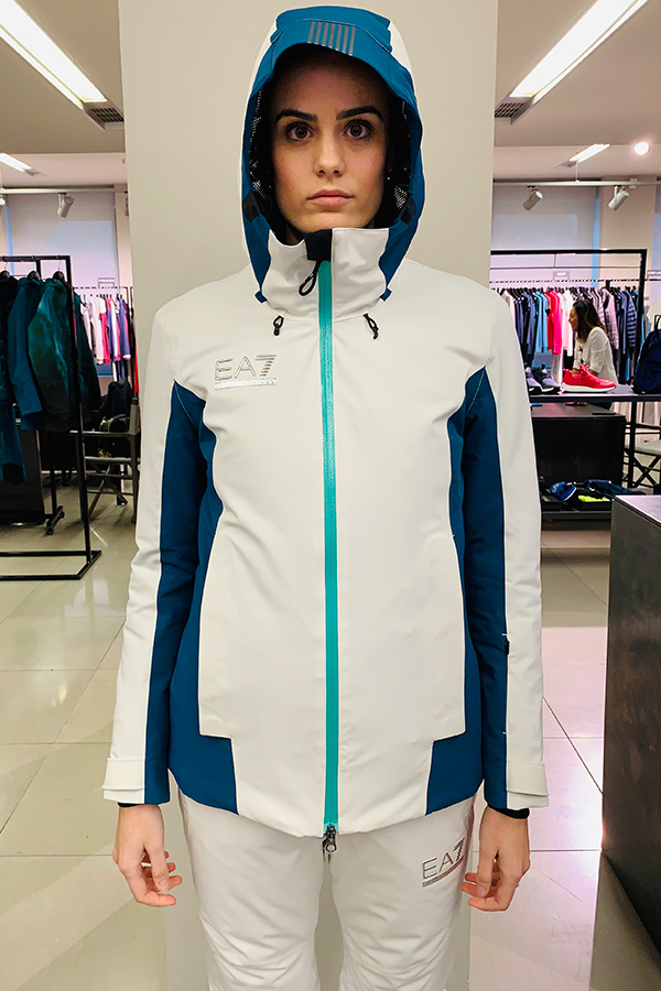 EA7 Emporio Armani エンポリオアルマーニ イーエーセブンの紹介ページ - BRAND LIST - 株式会社スキーショップジロー
