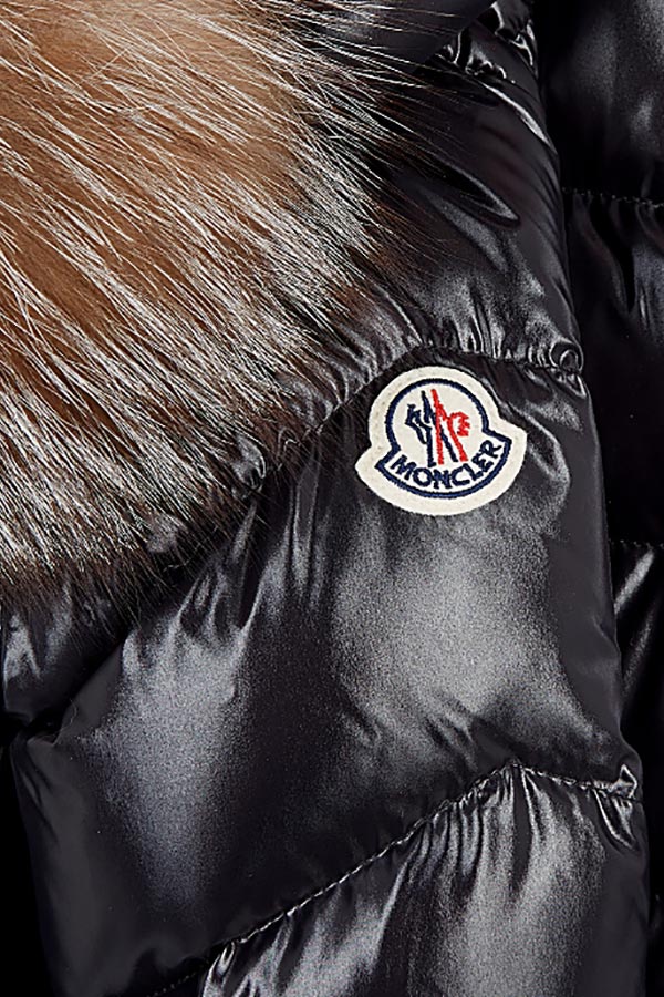 MONCLER モンクレールの紹介ページ- BRAND LIST - 株式会社スキー 