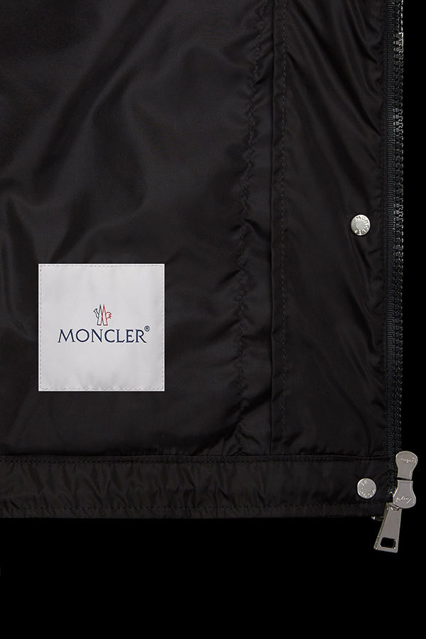 MONCLER モンクレールの紹介ページ- BRAND LIST - 株式会社スキー 