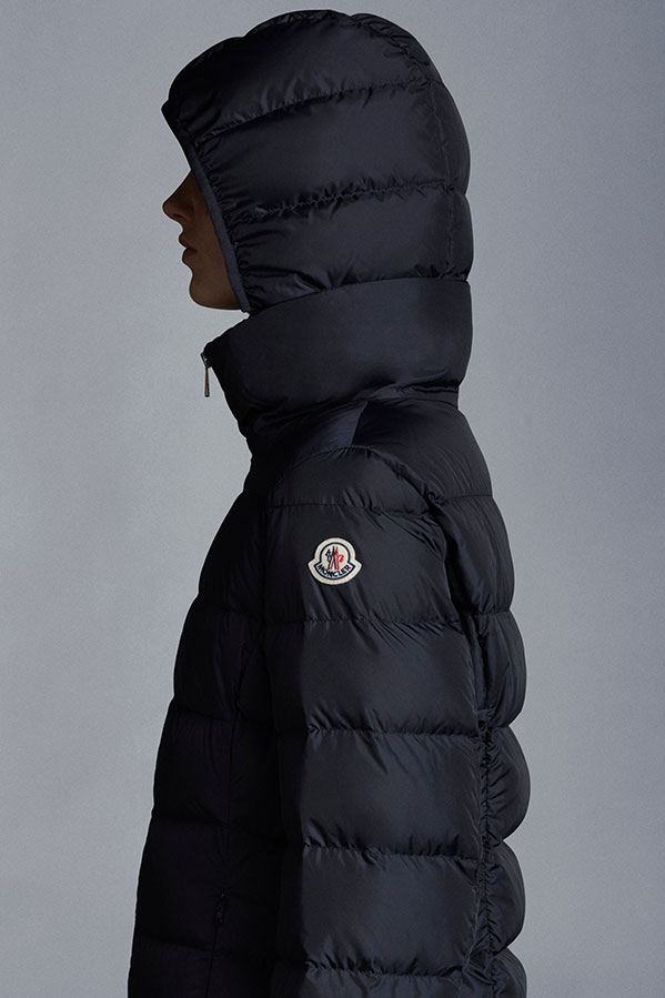 MONCLER モンクレールの紹介ページ- BRAND LIST - 株式会社スキーショップジロー